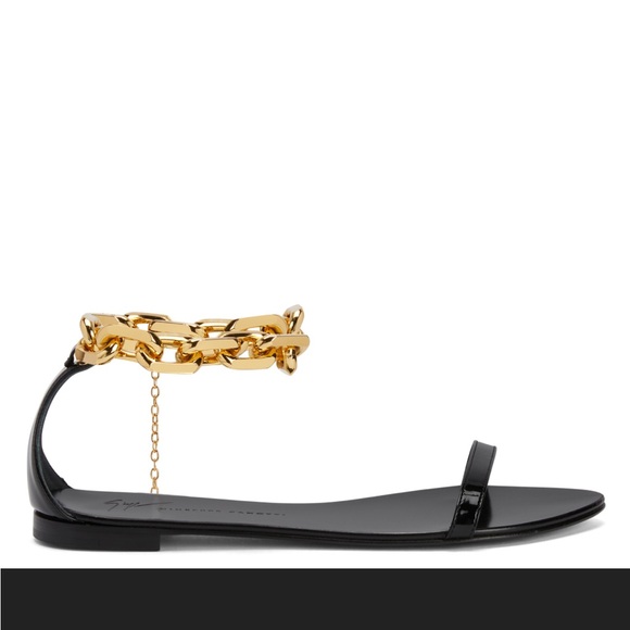 Giuseppe Zanotti Intriigo Chain Flat Sandal. in Black 40